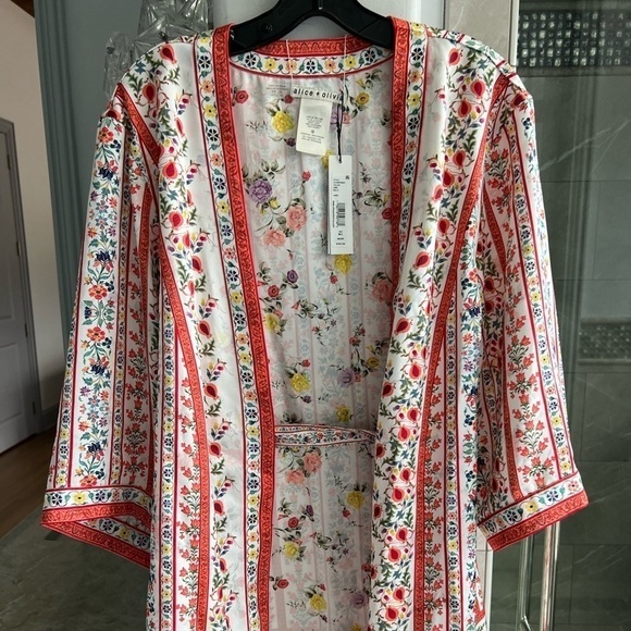 Alice + Olivia Domino Satin Floral Belted Kimono - Picture 10 of 13